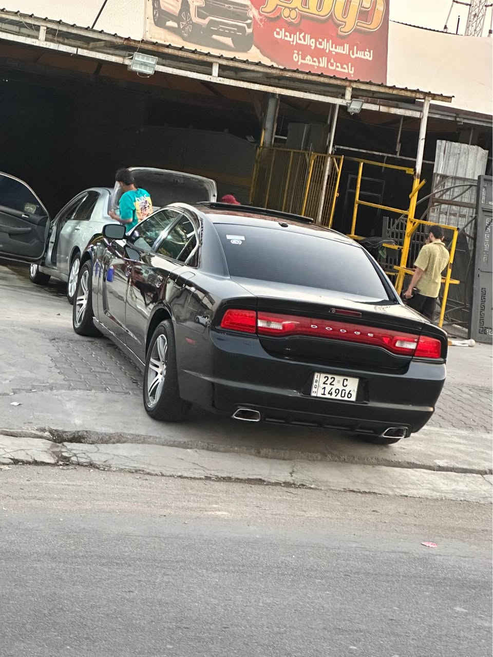 جارجر 2014 فول فول شاشه حبيره كير طياره مصبوغ حزام لجماليه فقط  سعر 135 سياره بسمي كير محرك ع ايدي شادهن جدد *********** كركوك, العراق
