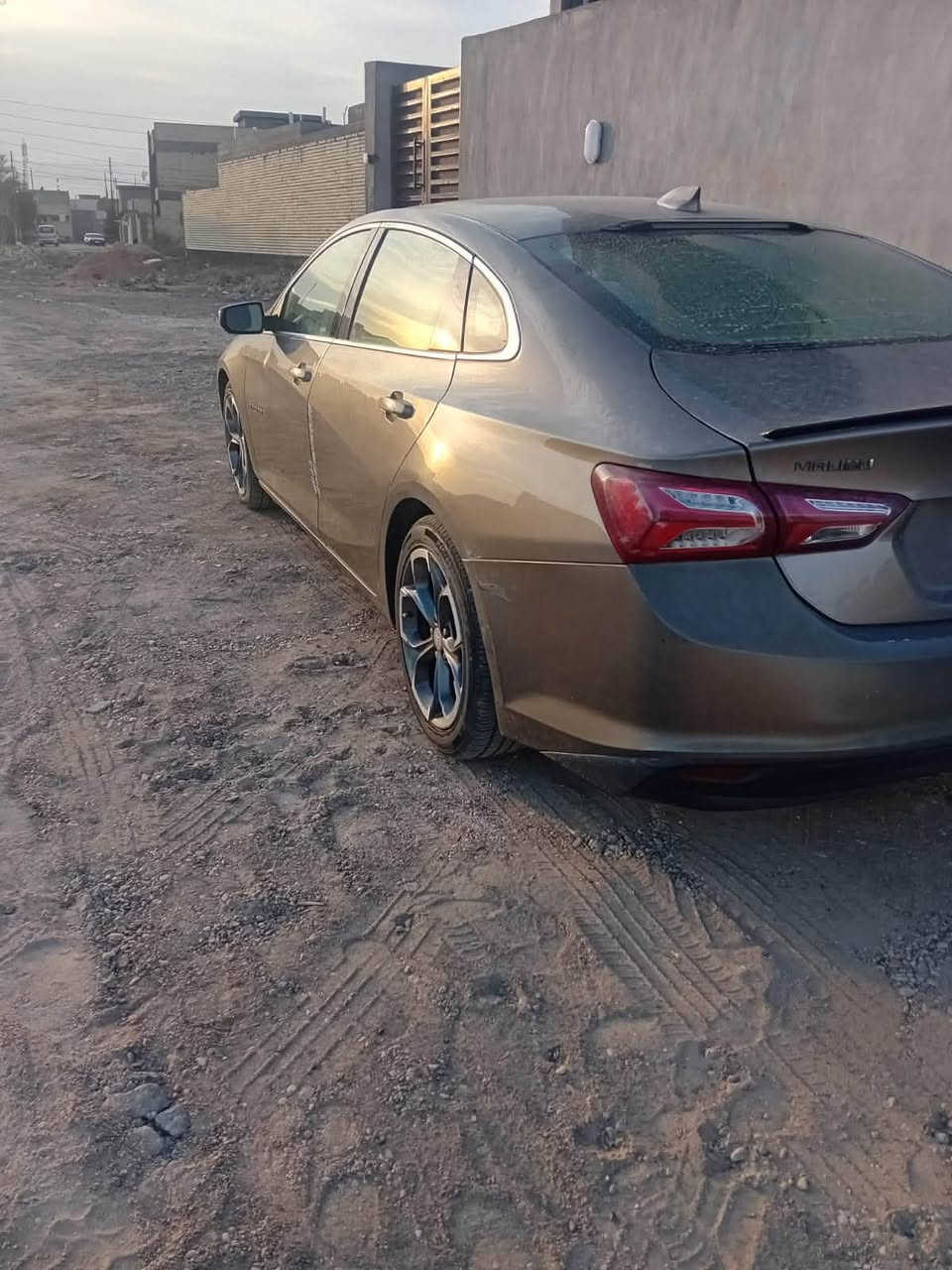 سياره ماليبو موديل ٢٠٢٠ بغداد معوقين سنة ٢٠٢٧ اتصير حره وارد امريكي ضربتها بنيد جاملغ ماواصل للمحرك واللغود سعرها ٨٠  وبيها مجال بسيط 
*********** بغداد
