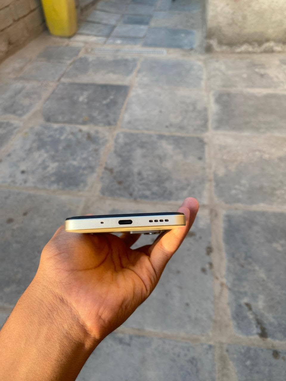 السلام عليكم جهاز  realme C75  للبيع مستخدم شهرين كلشي ما مبدل بيه ذاكره 256بطاريه 5000 السعر 200 مكاني شطره الرقم والاستفسار ***********
