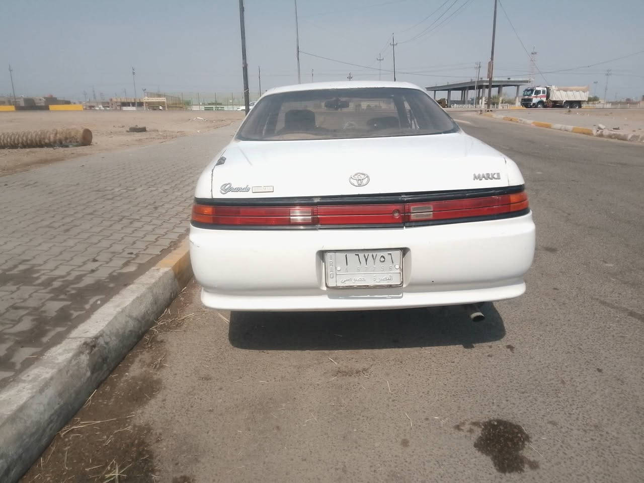 مارك نفخ موديل 94 بصره مشروع وطني 
سنويه منتهيه 
محرك ثنين ونص وكير مكفولات 
تبريد عاطل مابيها 
يرادلها ترتيب قليل 
السعر 37 مع المجال أو مراوس ابيكم صيني 
العنوان القرنه الثغر 
***********
