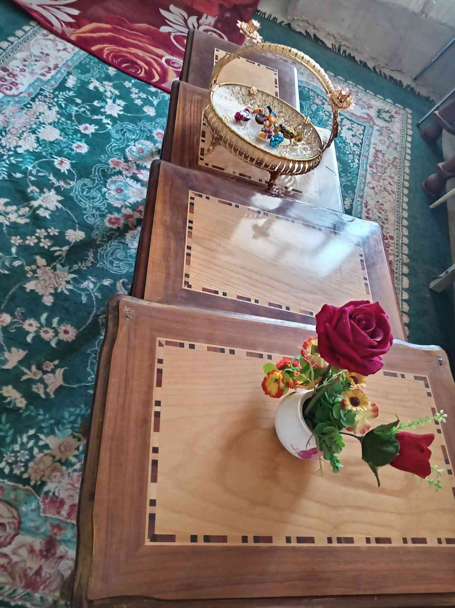 سلام عليكم ورحمة الله وبركاته ميز تركي ٦٥مع طبلات ست٢٥لبيع تصال على الرقم *********** بى مكان سبع لبور

