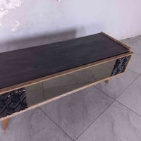 ميز بلازمه 50 الف  العنوان بغداد المشتل للإستفسار  07706074165