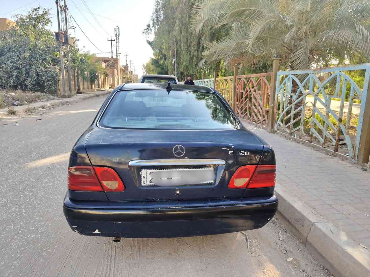 ام عيون موديل 98 محرك 4 سلندر بلادي رقم نجف انگليزي ب اسمي 
هزه جديده سنويه 27 تبريد شغال كهربائيات شغاله 
الفتحه تشتغل ربع و توگف 
حدادية خلفية 100%
الحداديه الاماميه 60%
الگير بيه طبة عالاغلب كونترول يكلف 60 الف 
مكانها نجف 
(( بس بيع بدون مراوس ))
السعر 46 و مجال بسيط
***********
