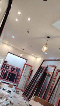 تم تقفيل بيت 80متر طابقين ونص وهاي بعض من اعمال تشطيبات المنزل ان شاء ...