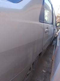 رقم واسط • ٢٠٠٥ • محرك ١٦٠٠