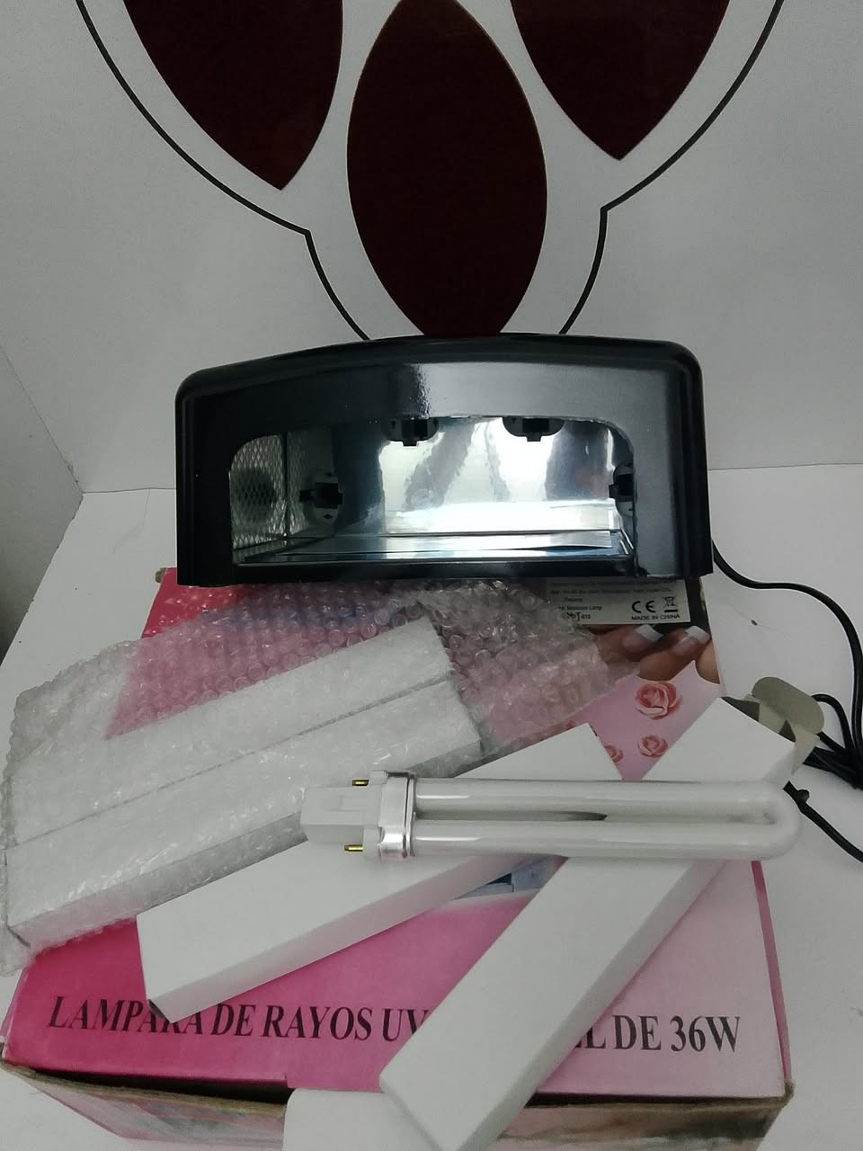 جهاز تنشيف الأظافر UV (موديل YDJ-818-A - قوة 36W)
جهاز جديد كلش ومو مستخدم أبد 
 بكرتونته
​الملحقات يجي ويا 4 شمعات مالته الأصلية
​السعر: 30 يوجد توصيل مجانا
***********
