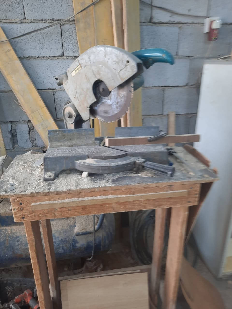 بيع معمل نجارة متكامل
للاستفسار ***********
