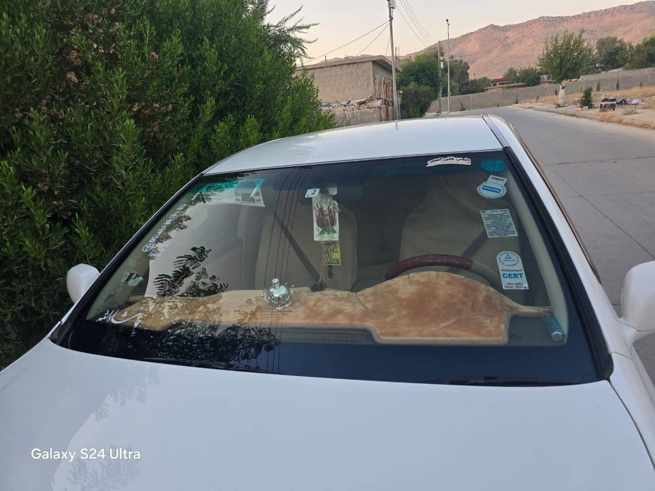 سەیارەیەک ماڵی دۆستە
فول مواسەفات تەنیا سڵاید نیە 
بێ مەسروف و بێ عەیب 

182ی گێڕو مەکینە گەورەی ساغ 
جلدە .
 سەلاجەیە . 
هیترە . 
سێ دوگمە . 
سێ پەردەیە .

نرخ(  77 ) گەڵا تۆزێک مەعامەلە / شوێن دەربەندیخان
***********
کۆد کراوە بۆ زانیاری
