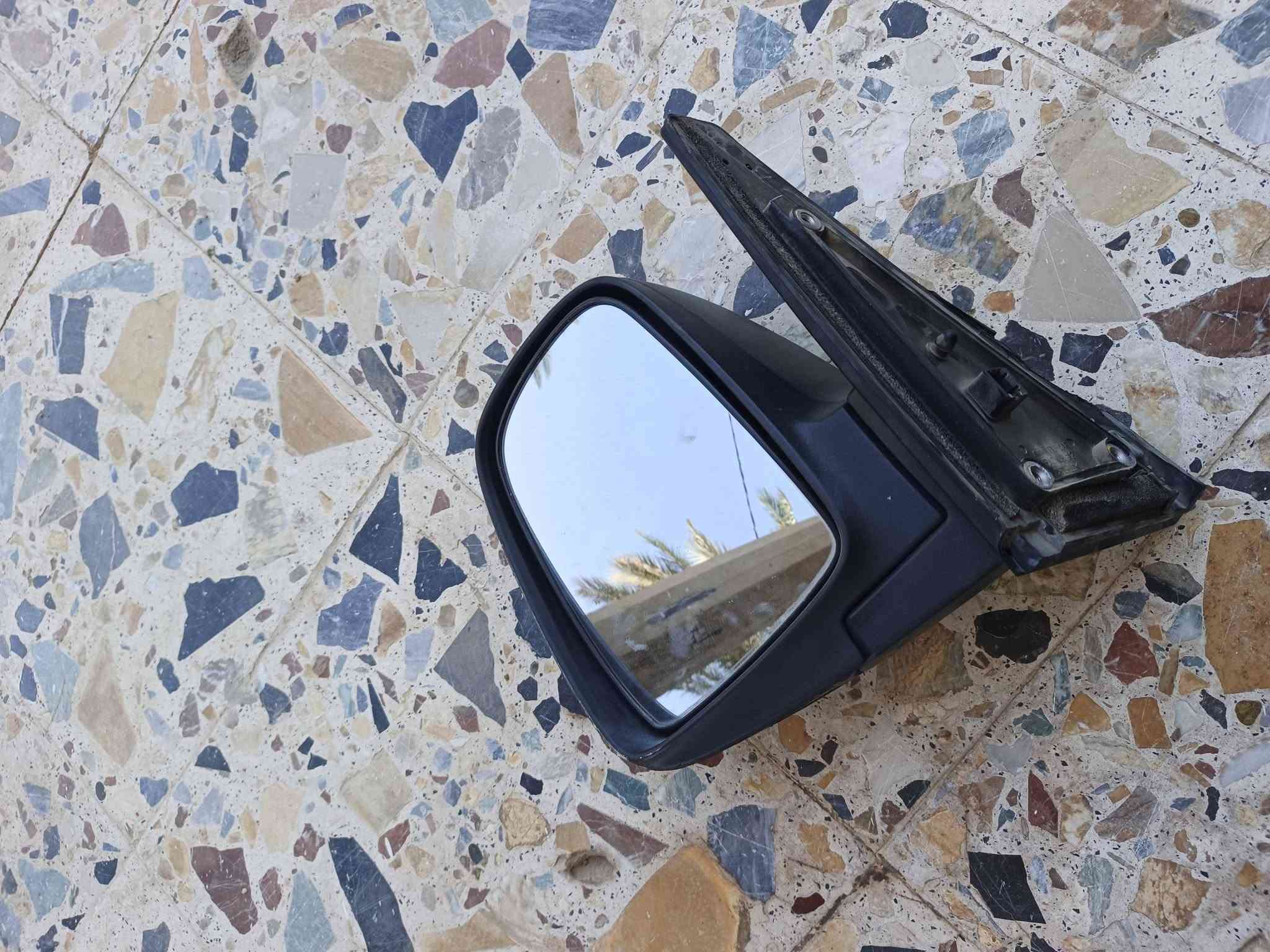 توفر عندي قطع غيار للبيع غراض كيا حمل للستفسار اتصل
***********
