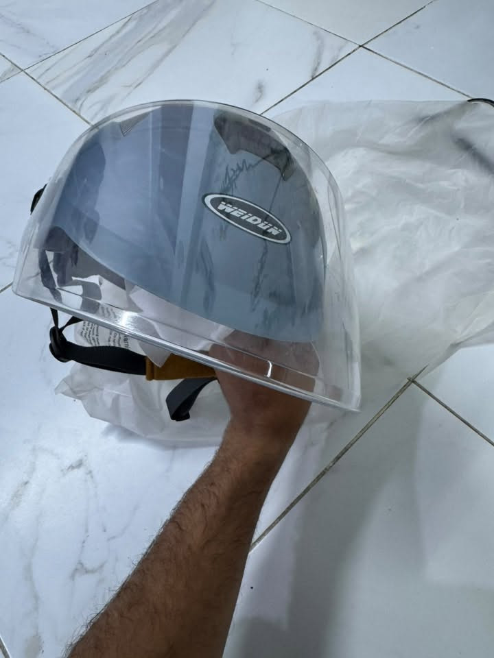 خوذة دراجة • جديدة • بغداد الكرخ