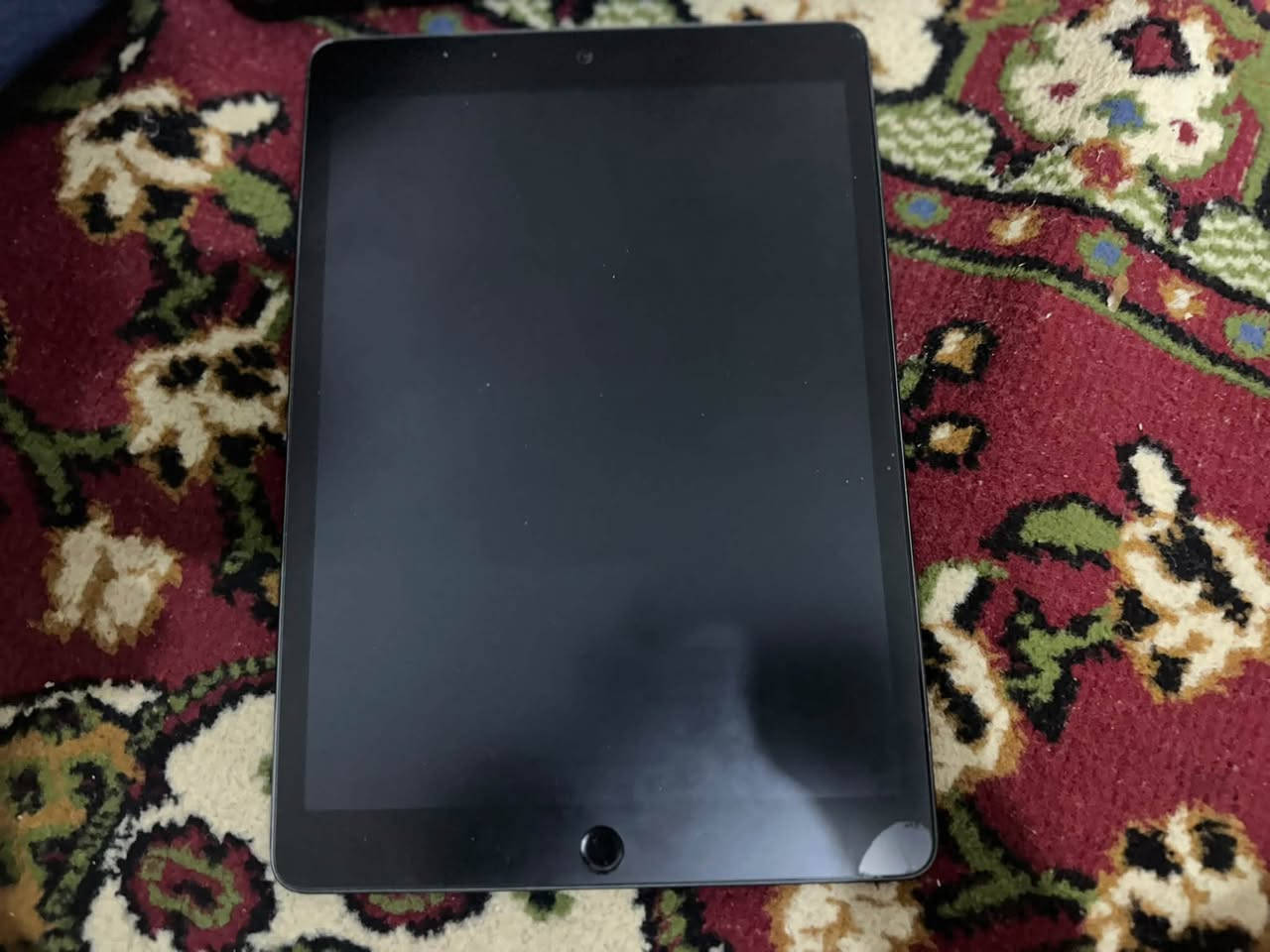 آيباد ٧ • ٣٢ جيجا • قفل