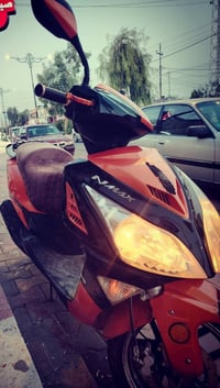 ياماها NMAX • بنزين • نظيف