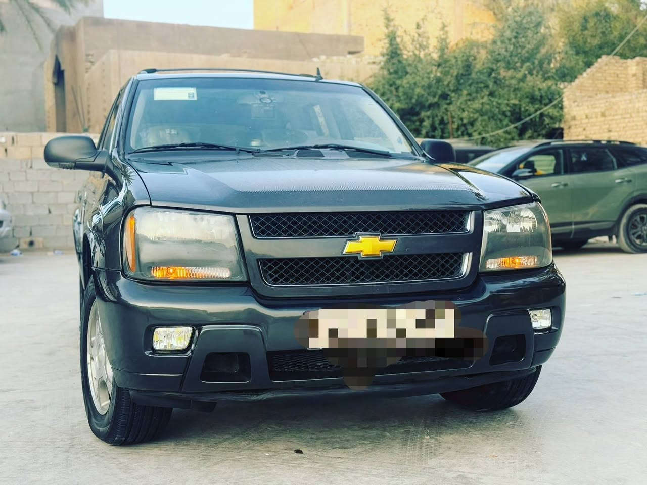 سلام عليكم بلايزر 8 سلندر فول مواصفات مديل 7 مكفول تبريد ثلج صدر جديد مكفول سعر 90 ***********.
