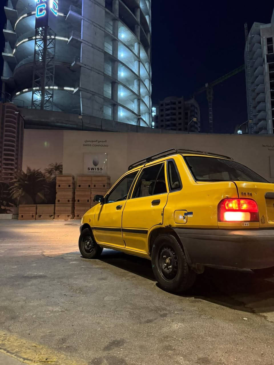 السلام عليكم سايبه موديل  ٢٠١٤ لبيع بغداد  تستلم صافي  من غرامات وهيئه بسمي السياره *********** الرقم بيه واتساب
