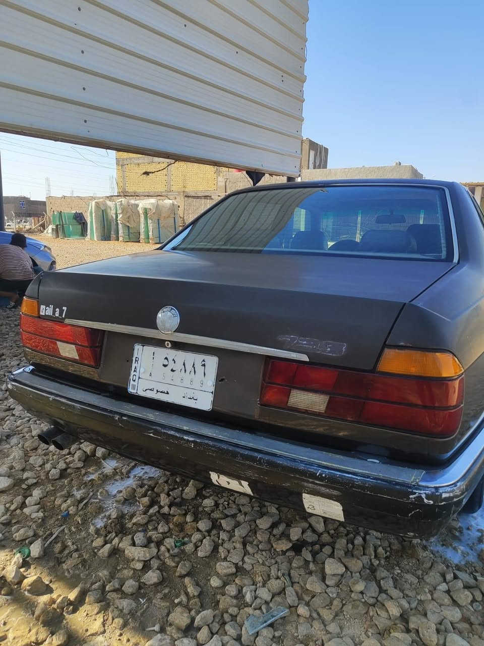 بي ام للبيع
735 اصل 
كير ومحرك كفاله
حداديه نص عمر 
تايرات جدد 
اكسن كفاله 
دواخل نضيفه 
تبريد ثلج 
كهربائيات كلها شغاله 
السياره باسمي مداور ثاني يوم 
سنويه تنتهي ب2027 
بيع مستعجل 34 وبيها مجال 
الرقم ***********
