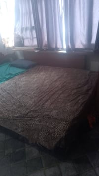 غرفه نوم • نجارة • نظيفه