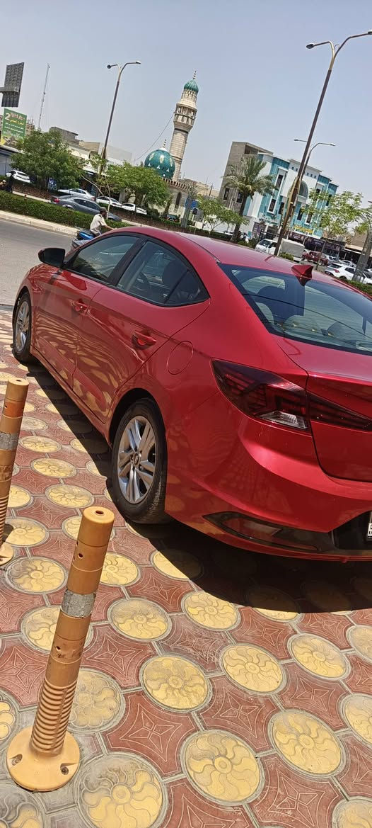 النترا 2020 امريكي داخله كلين. اهنا صار بيها رش اربع قطع صبغ فقط بدون داخل رقم اربيل باسمي سعرها 120
*********** واتساب
