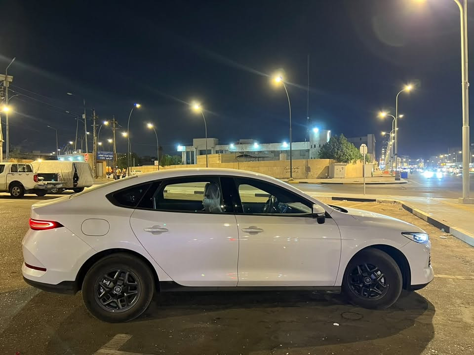 بي واي دي كن بلاص موديل 2025 كفاله ماشيه 2000 بعدهي على وضع الشركه رقم بصرة تحويل مكاني البصرة السعر 127$ اتصال***********
