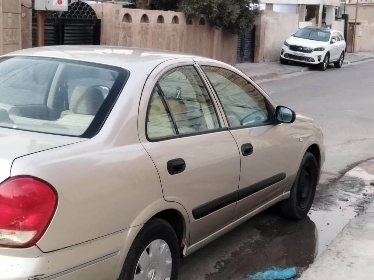 سلام عليكم
سني 2008للبيع
صدر جديد مكينه خير من الله 
كلشي السياره بوضع الشركه 
كير عادي 
بسمي سنويه لل٢٩
هزه وارقام جدد انكليزي  رقم انبار بيها بارد بجاملغ السايق شي قليل فقط 
مكاني الدوره 
قرب سقيفة المعلمين 
***********

