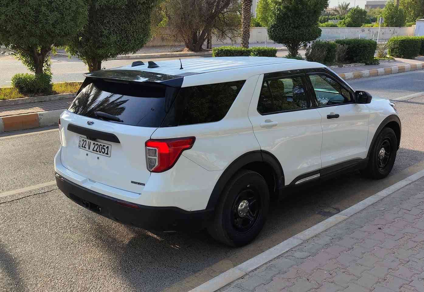 FORD EXPLORER-- 2023
سلام عليكم
فورد اكسبلور بوليسي  رقم ربيل مداور اووكاله 
ماشية ٨٠ الف 
قطعتين صبغ و باب مبدل بلادي نفس لون بدون صبغ
 بجم كبس 
6 سلندر تنفس طبيعي 
الكاميرا الخلفيه 
حساسات خلفيه
 مصابيح زينون 
 كشنات VIP منفصل 
 صورالحادث مرفقه
سعر 190
📍العنوان.ميسان 
☎️ ***********
