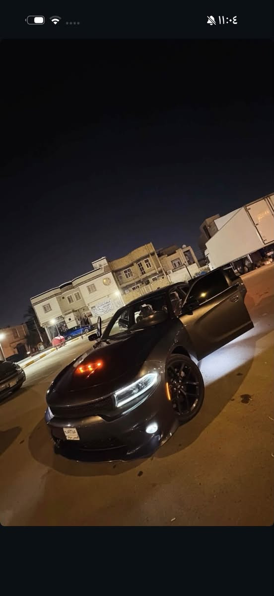 جارجر R/T. 2023
محرك 5700 بلاد حتى مدفوع كمرككه ٨ سلند 
تدفئه بالكشنات الاماميه
شاشه كبيره حجم 8.5 جميع الاوبشنات مفتوحه
LAUNCH نظام
DRIVE MODES نظام
تدفئه استرين
كشنات مخمل حضن
كشن كهرباء
حساسات خلفيه
ويل حجم 20
نظام سوبر تراك باك
كشافات زينون
كامره خلفيه دواره فول HD
كزوزات بلاد ودبات سود اصل
ولف حماوه ريسنك
مودات قياده سبورت 
نظام تراكشن اكسل مقفول
اخوان اغلب مواصفات كتبتها للتوضيح والسياره مكفوله من اي نقص الجديد ال سياره٢٠٢٣ اصل وصور ضرر موجوده الي يحب يراسلني ورقم شاصي موجود وين ميعجبك افحص فقط بس بنيد وباقي كفاله ماشية 18mi حقيقي 
عامه
السياره عارضه بسعر حلو مال بيع للاستفار  *********** مكان السياره ناصريه مركز
