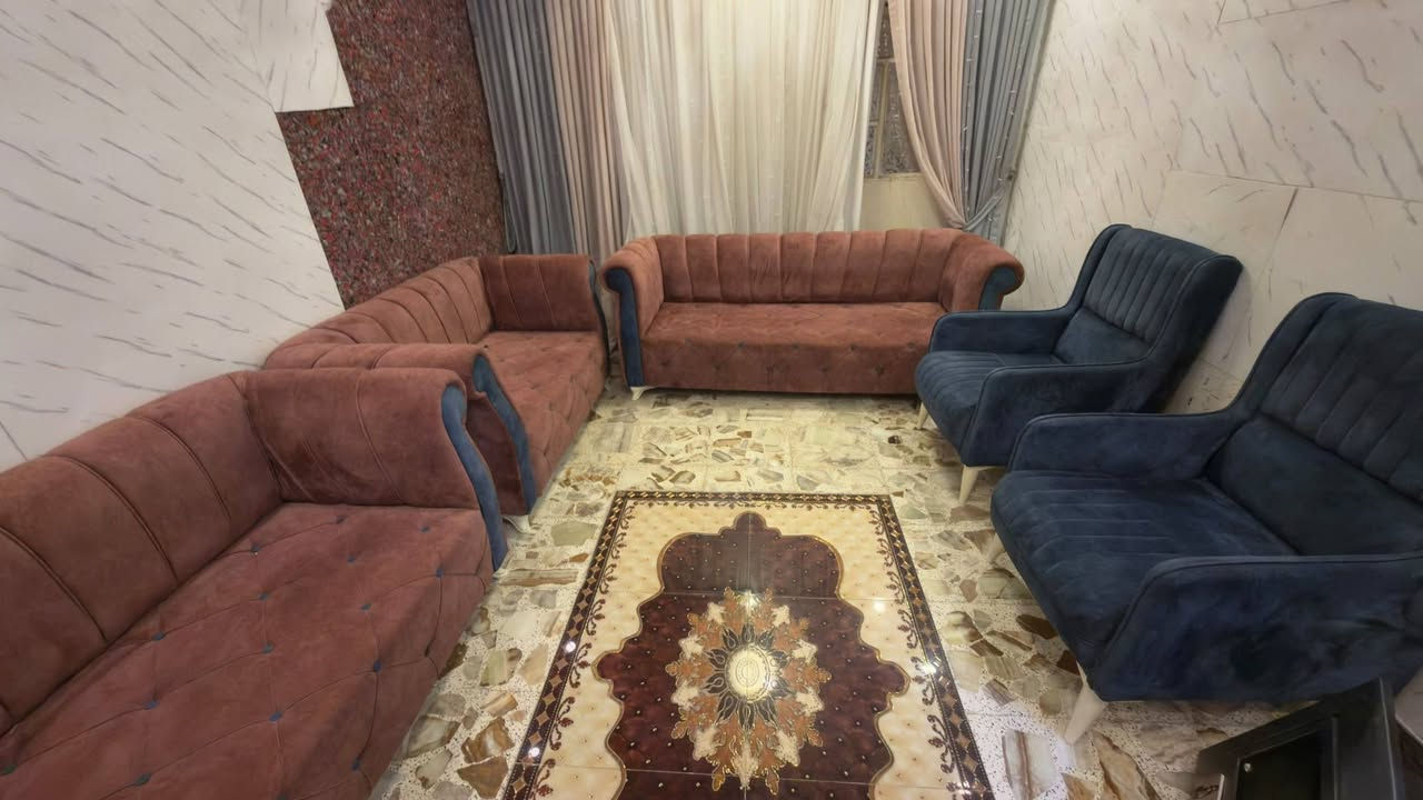 تخم نظيف جدا للبيع 10 مقاعد السعر 450 العنوان بغداد الحسينيه
***********
