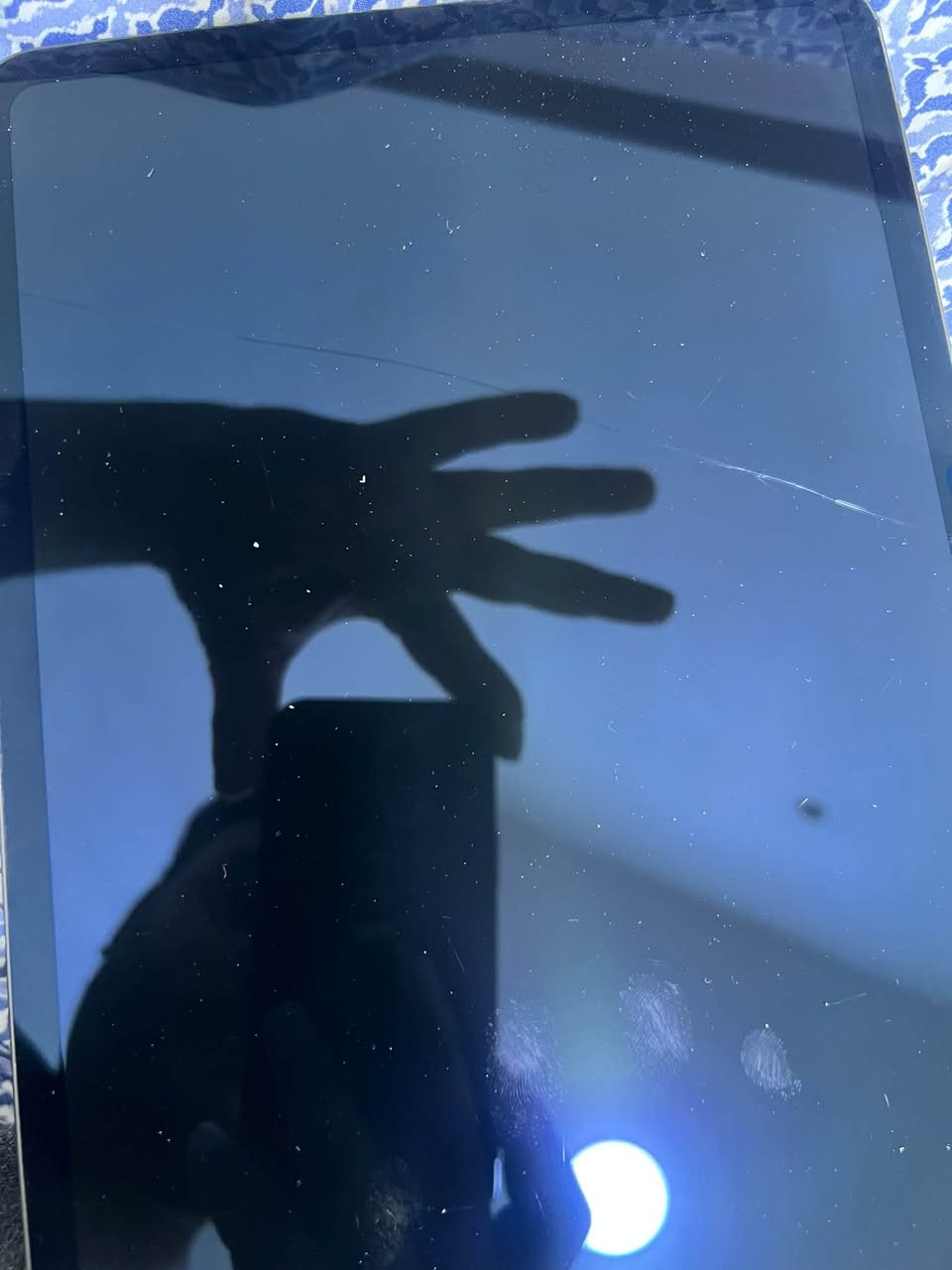 للبيع iPad Pro M4 📱
• 11 إنچ

• 256GB

• الجهاز نظيف ويشتغل بصورة طبيعية

• الشاشة بيها خط من النص للزاوية الفوك، مو مؤثر على الاستخدام

• السعر:725,000 دينار 💰

• البيع للجادين فقط

للاستفسار والتفاصيل ***********
