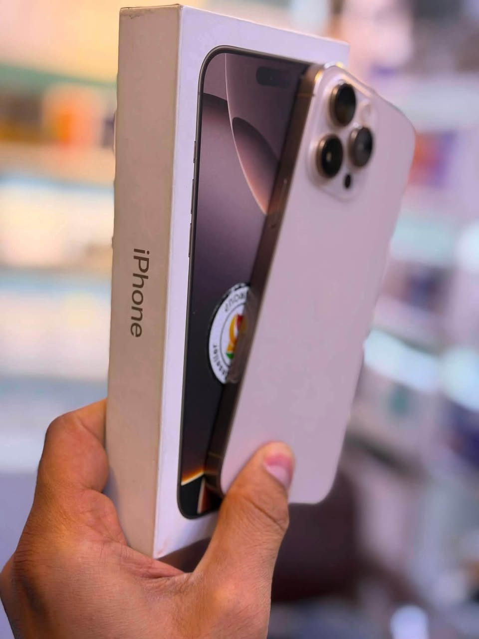 بسعر مليون و 200الف 💸
IPhone 16 pro max 256GB 

بطارية 90%

لون المميز 💛

مع ضمان الوكاله 

العنوان الزبيدية 📍

***********

***********

