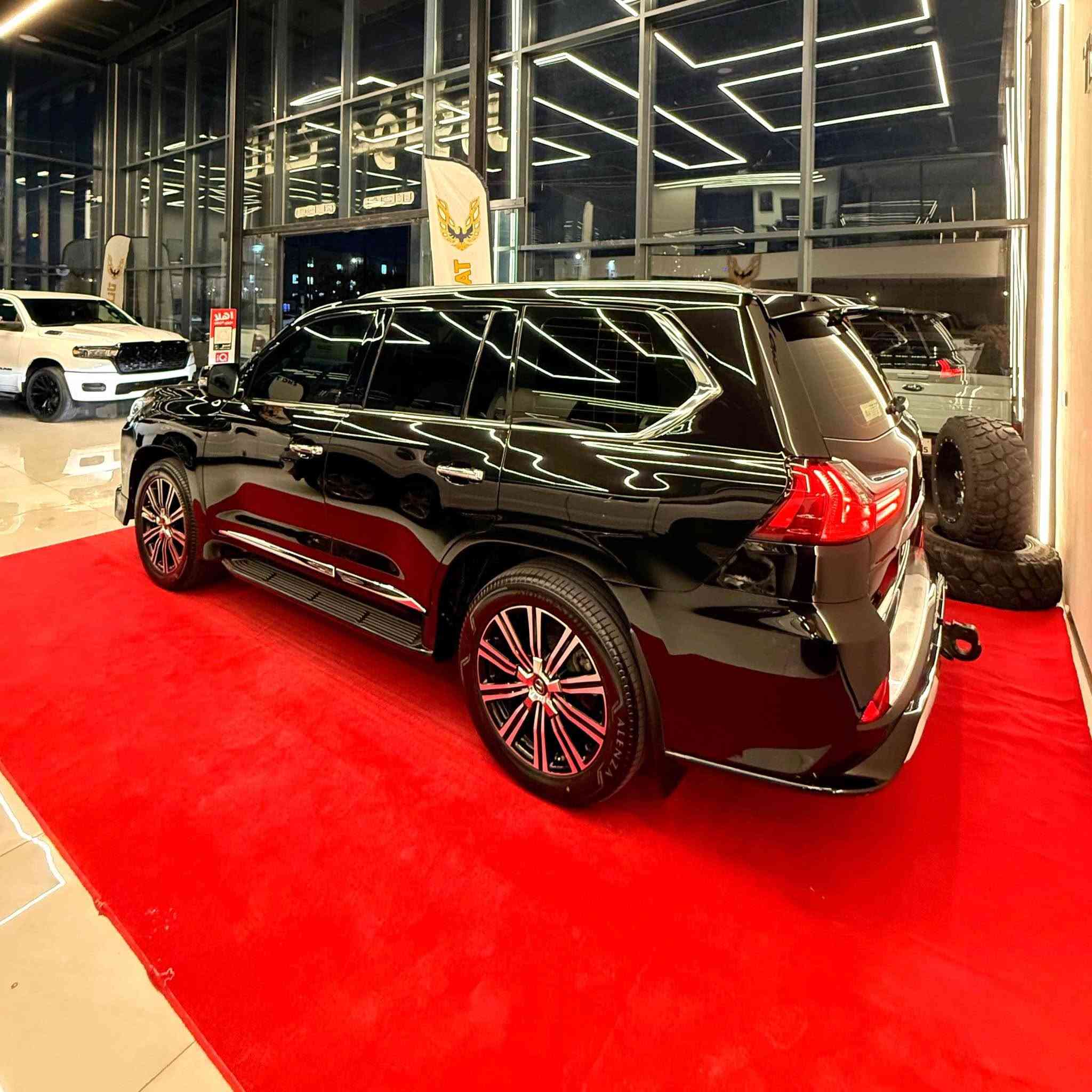 🛎🔱السلام عليكم 🔱🛎
للبيع سيارة ليكزس LX570
LEXUS LX570
وارد بريمي فول فول مواصفات 1/1
موديل 2019
ماشي 96,000 كيلومتر
داخل مشمشي بيلاد
طخم تايرات برجستون جديد
مغلف كامل PPF
بيه باج تظليل 80%
سيارة جديد مكفول كفالة عامة كلشي بشرط دعامي لدعامي
فحص و هزة و رقم سنوي كلشي جديد باسمي تحويل ثاني يوم و رقم سليمانية
سعرها 67500$
مكان اربيل معرض تانك موتورز
☎️***********
☎️*********** أربيل, العراق
