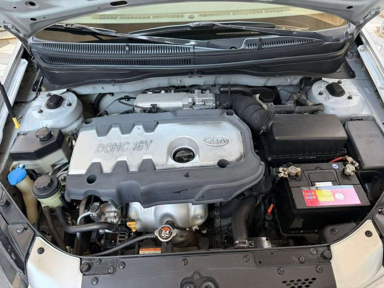 كيا ريو موديل ٢٠١٠ 🚘
١- محرك ١٦ 
٢- رقم وهزه وسنوية جديد 
٤- كابون موجود 
٥- سونر السيارة وياها 
الضرر اصبعتين  بارد وقلابية باب السايق  

مكانها / موصل / كوير 
***********
