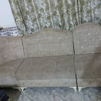 طقم كنب • ٦ قطع