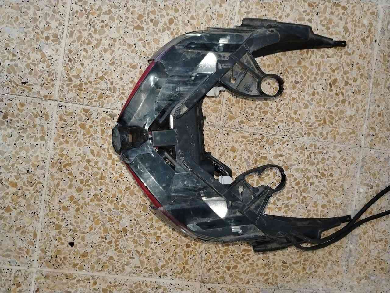سلام عليكم بكلايت شمعه جيل اسادس البيع رقم التلفون *********** مكان بغداد
