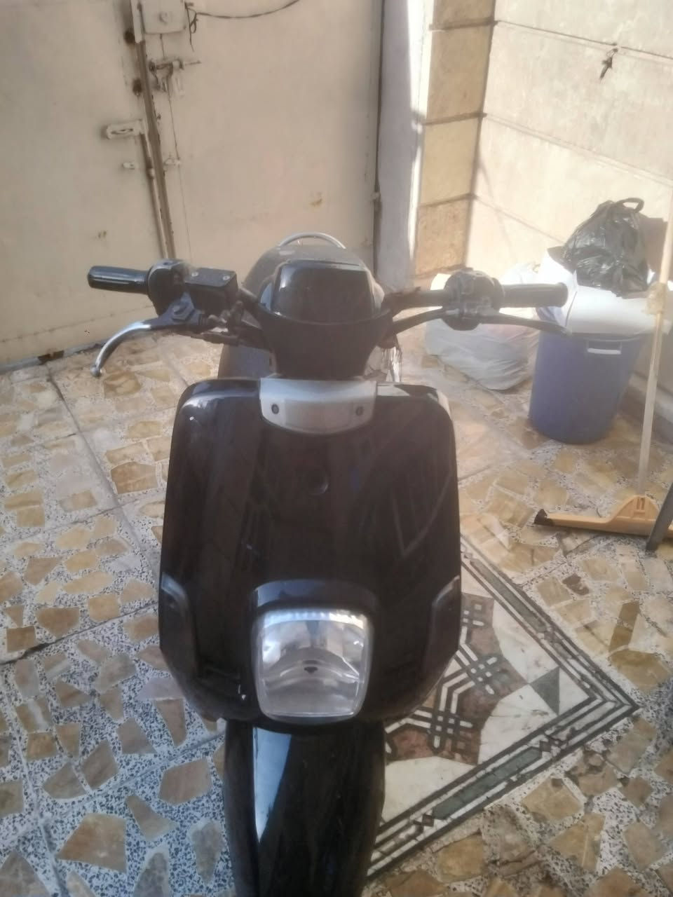 سلام عليكم دراجة ماكس بوليس نوزل لمكينة تخبل ناعمة كلش مفتوحة سبب كازكيت اول فتحة كهربائيات كلها شغالة نقص باتري تعبان و بيها ونة خفيفة بل اكسل بس اي ناقص بعد ما بيها تأيرات جدد دبلات شغلاات لايت زنون كفرات نصاف. سعر 450 و بيها شي قليل مكاني بغداد الأمين الثانية شارع الرامل للاستفسار رقم ***********

