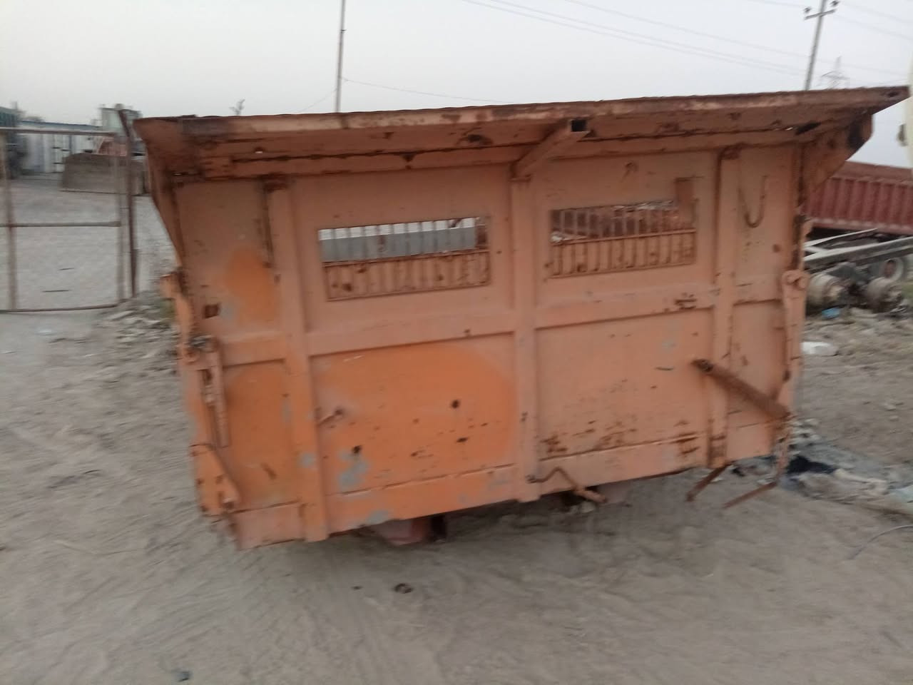 بدي فافون قلاب للبيع الأتصال على الرقم ***********
