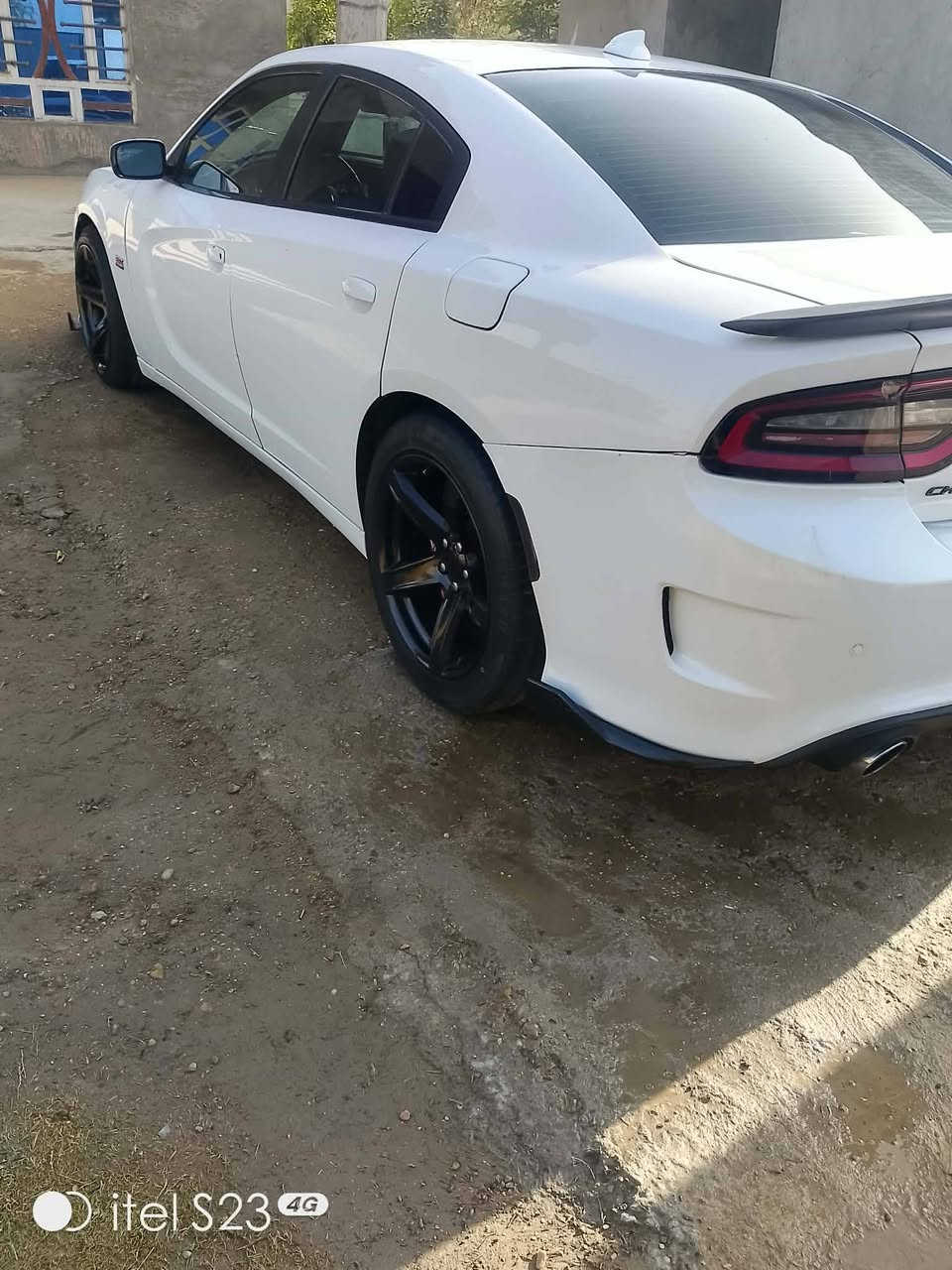 جارجر اس ارتي اسكات باك 6400 اصل فول عدى الفتحة ضرر 3قطع صبغ موديل 21 رقم نينوى بيع او مراوس سعر 240مكان بغداد ابو غريب سيارة جاهزة ***********

