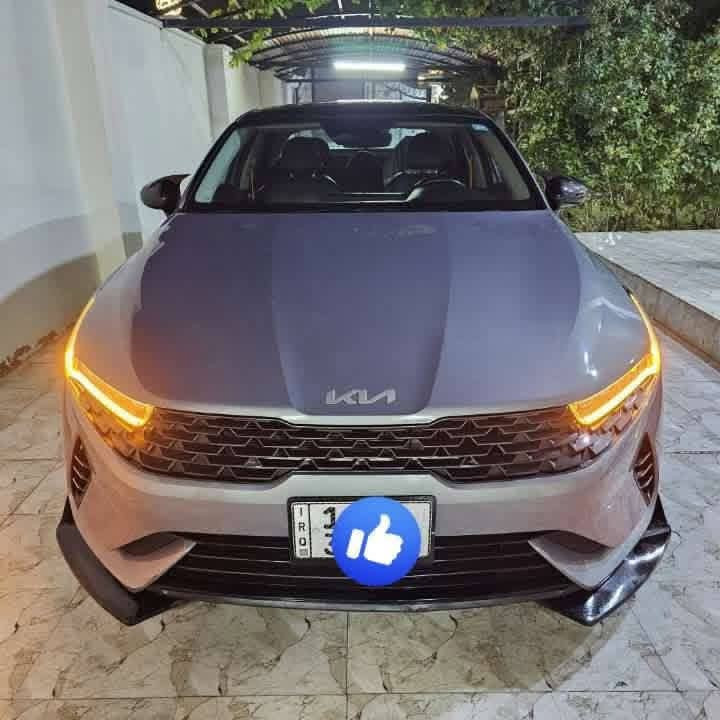 سلام عليكم K5 للبيع موديل 2023
محرك 1600تيربو 
ماشيه سيارة 58 ميل
سيارة فول 1/1
معروف موصفات تبربو
سونارها موضح يمك ضربتها قبق جنطه قطعه وحدة سيارة 
السعر 158 وبيها مجال بسيط مكو هيج بسوك 
مكان سيارة بغداد حي جامعه 
اتصال ***********
