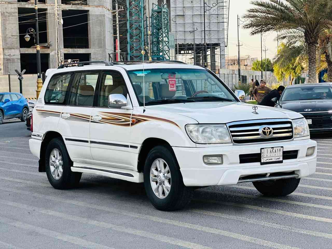 تيوتا لاندگروز فول مواصفات خليجي 2007 سياره جديده كفاله عامه رقم بصره مكانهه كربلاء السعر 167 الشراي يتصل*********** كربلاء, العراق
