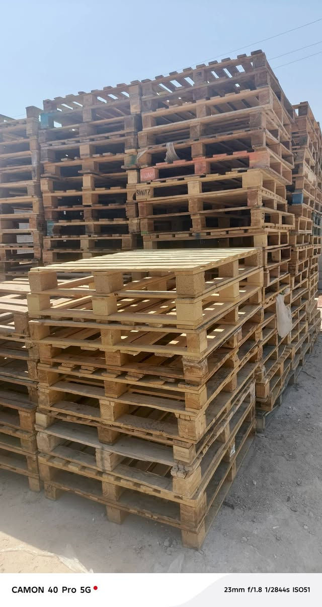 السلام عليكم سكيب للبيع 100 x 120 العدد 3000 سكيبه السعر 4000 قفل***********
