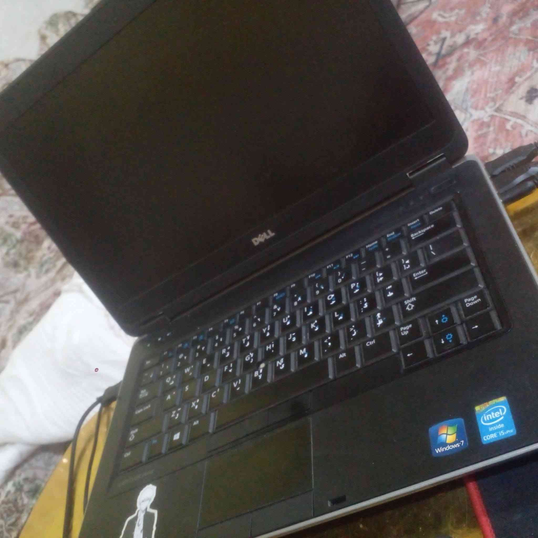 لاب توب للبيع بسعر 160وبي مجالDELL E6440 
مواصفات كور i5 جيل رابع 
رام 8 هارد ssd 256 ويندوز 10pro 
كرت الشاشه خارجي 2g 
وداخلي 2g 
بطاريه تضل تقريبن 10دقايق وياه شاحنه وجنطه 
يشغل لعبت 
GTA 5 Low
L50الى40 فريم 

far cry 3 
60 فريم 
وكولف ديوتي بلاك 2  
60فريم
