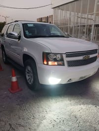 يالله  تاهو مويدل 2010 اللبيع سياره بيه قطعتين صبغ  سياره نظيفه كامل م...