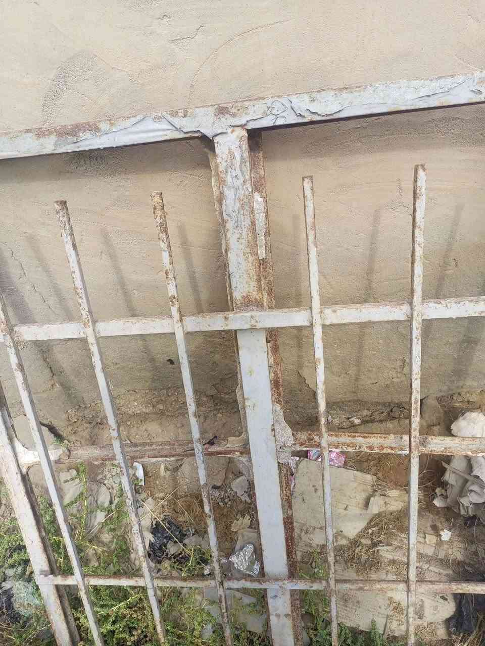بيبان ٢ • شباك ١ • حديد ثقيل