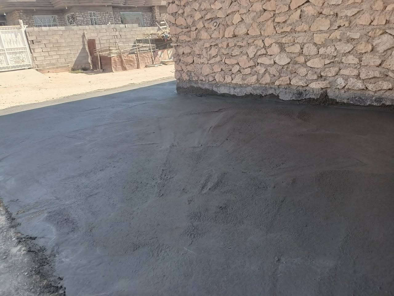 سلام عليكم
كادر صب بيوت خشن وناعم+ حفر ورصف +صب بيتونات +صب صحيات +صب رباطات+ صب نكر
متواجد خاص 
او تصل ‏‪ ***********
