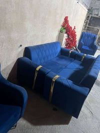 صوفا • ٨ مقاعد • نضافة ٩٠٪