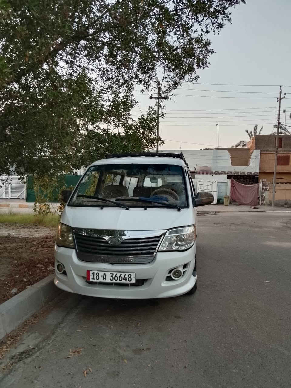 السلام عليكم فتون ٢٠١٧ سيارة جاهزة بيها طخات بسيطة بدون أي ضربة وصبغ مكفولة من الضربة والصبغ اني مكلف بل نشر ما متواجد على فيس هذا رقم صاحب السيارة ‏‪***********‬‏
السعر ٨٥ بيها مجال
