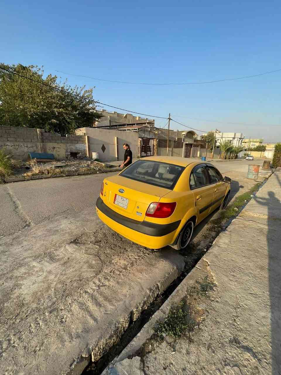سلام عليكم كيا ريو موديل 9 مكينه كير شرط تبريد شغال فول توماتيك ضرار بجم هيئه عليه 100 غرامه عليه ١100 باسمي سياره كربون بيه سعر ٧٣ بيه مجال العنوان : موصل ***********/0750300908
