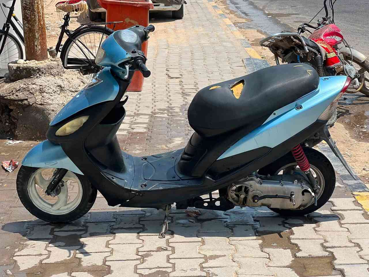 السلام عليكم دراجه ماكس منغولي بيه نواقص قليله مبدل بيه بس ولفات بوشه بلاديه السعر 350 وبيه مجال                        ***********واتساب *********** اتصال
