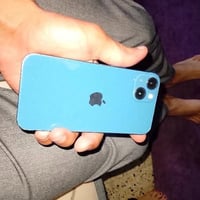 آيفون 13 • ١٢٨ • بطارية ٧٦٪