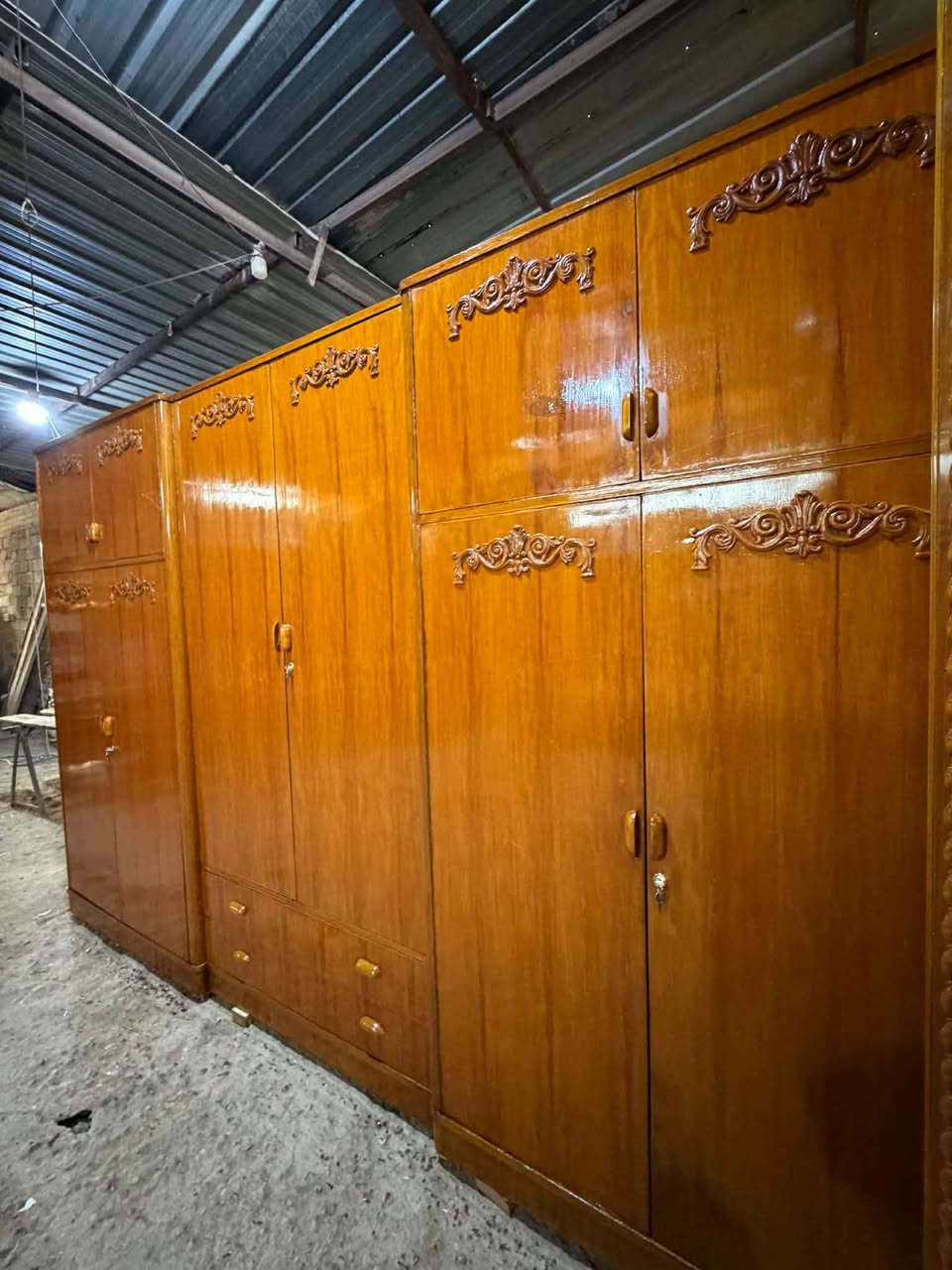 سلام عليكم كنتور ٦بوب طابقين صاج حطاطه السعر ٤٢٥.
{***********}
{***********} الفلوجة, الأنبار
