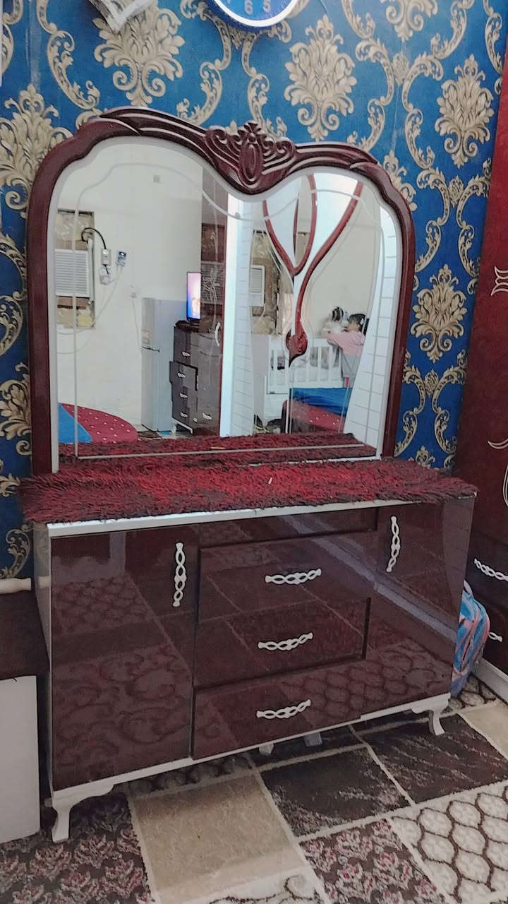 غرف البيع كلش نضيفه سعره 600   مكان اللطيفيه ***********
