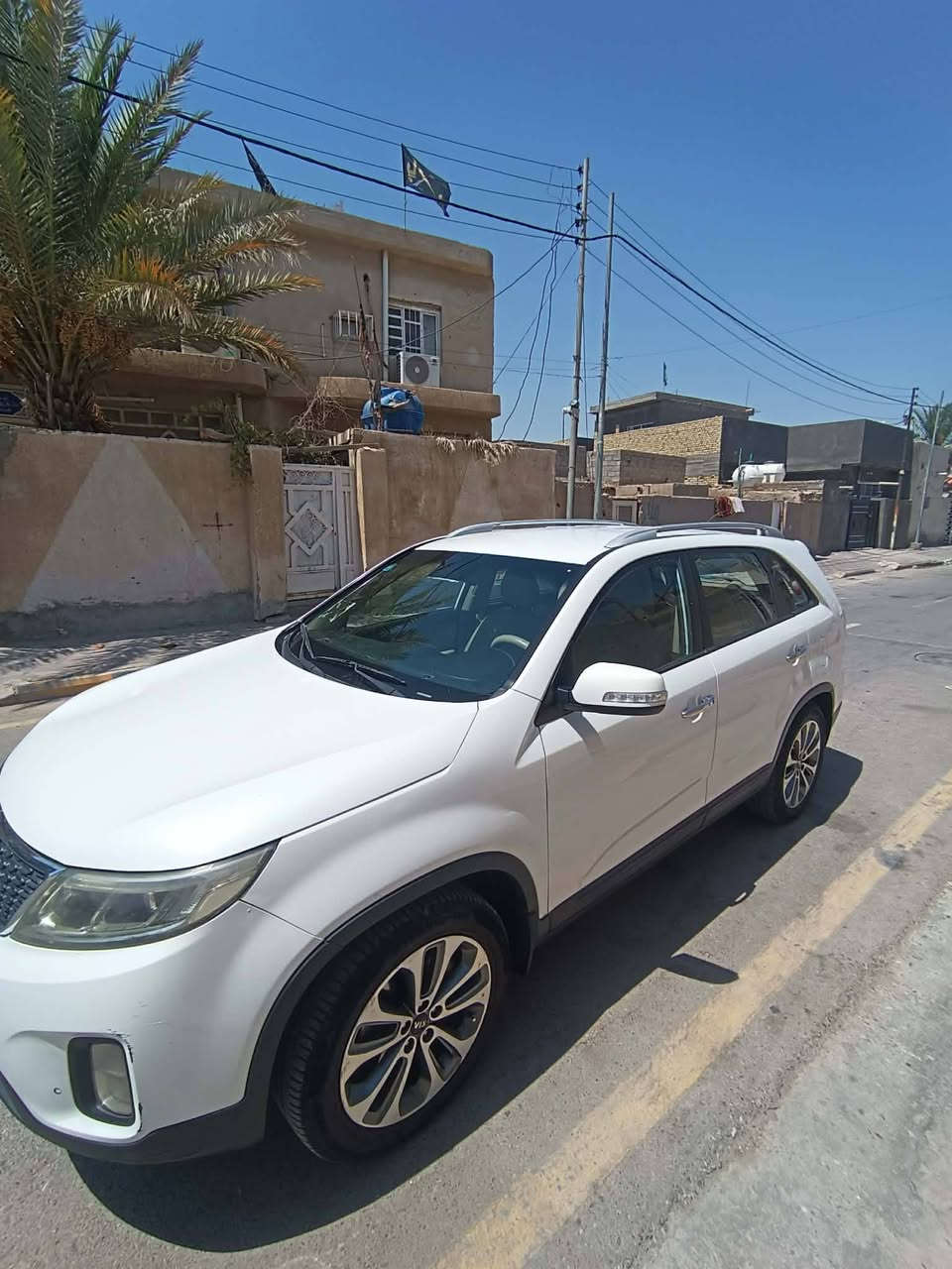 سلام عليكم
سورنتو موديل 14 خليجي مكفول 

رقم بغداد بسمي شرط المداور 

محرك 6 مكفول فول عده بانوراما 

السعر 182 بيها مجال 

مكاني واسط نعمانيه 

***********
